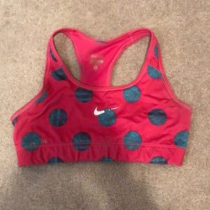 Sports bra